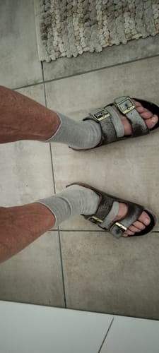 Foto van een klant bij deze voetsleeves