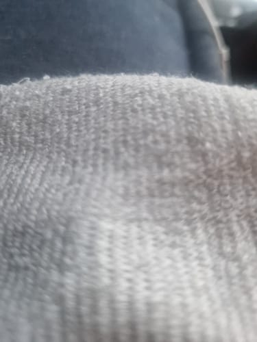 Foto van een klant bij deze voetsleeves